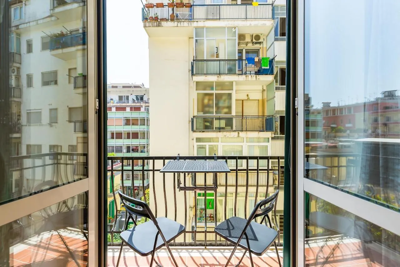 Stanzione Classy Flat At Vomero Central By Napoliapartments 0*, Naples Italy